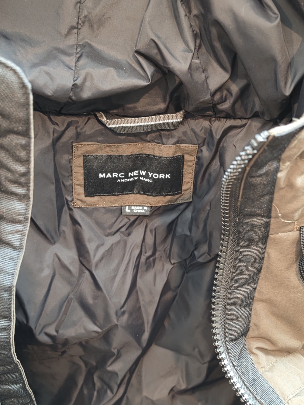 Marc Jacobs - Picture 3 of 5